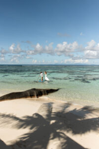 Elopement wedding in Seychellen, La Digue